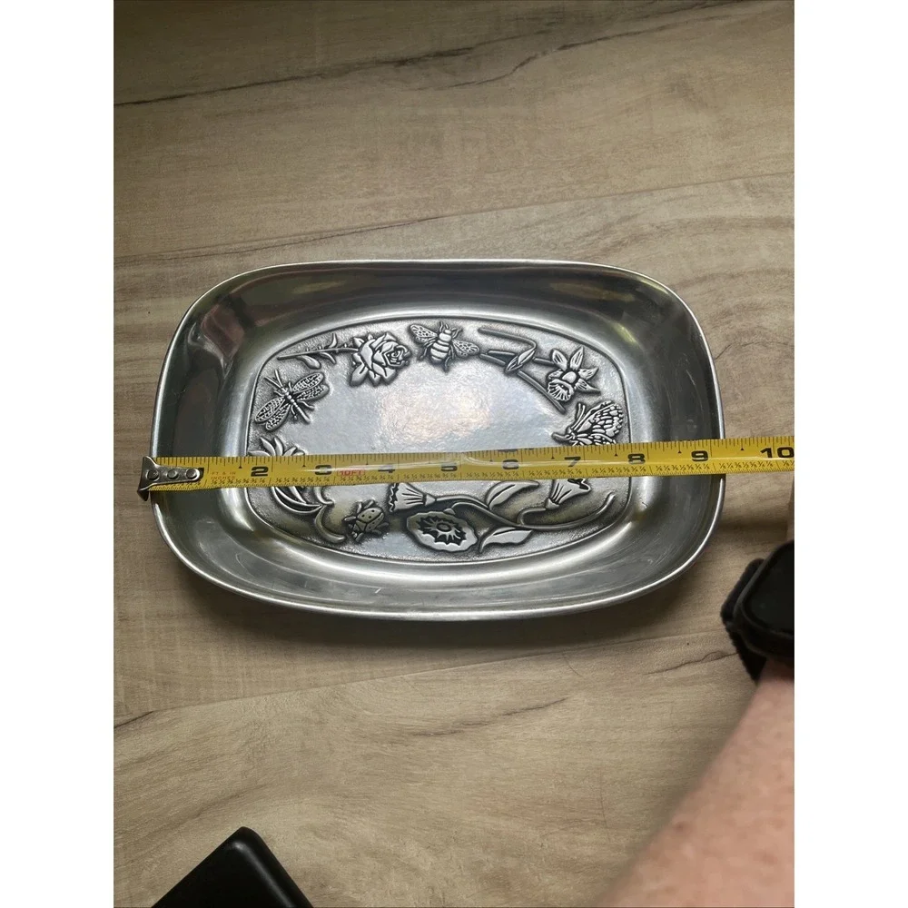 Vintage Wilton Armetale Bread‎ Tray Botanical floral pattern With Bugs pewter